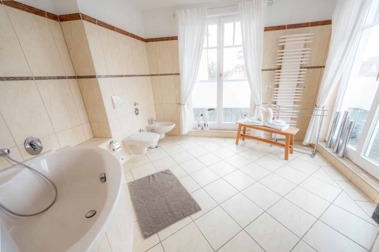 Villa Duene Mit Grosser Sonnenterrasse, Kamin, Wlan Und Tiefgarage Fuer 2-4 Personen Ostseebad Kühlungsborn Esterno foto