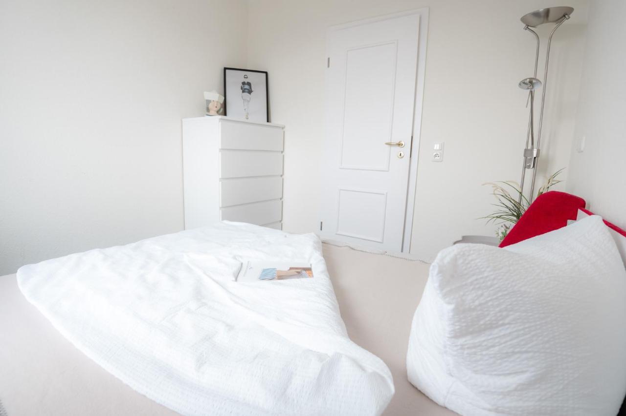 Villa Duene Mit Grosser Sonnenterrasse, Kamin, Wlan Und Tiefgarage Fuer 2-4 Personen Ostseebad Kühlungsborn Esterno foto