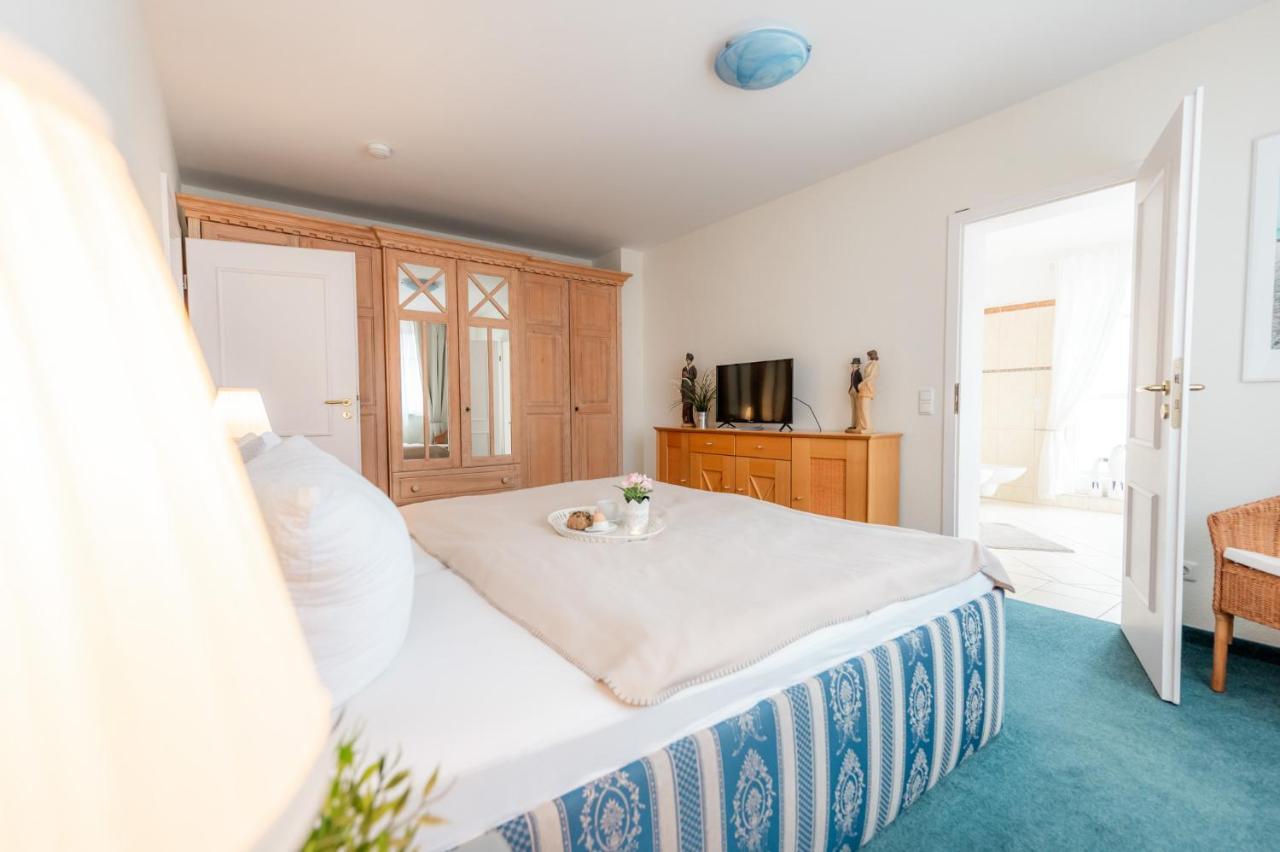 Villa Duene Mit Grosser Sonnenterrasse, Kamin, Wlan Und Tiefgarage Fuer 2-4 Personen Ostseebad Kühlungsborn Esterno foto